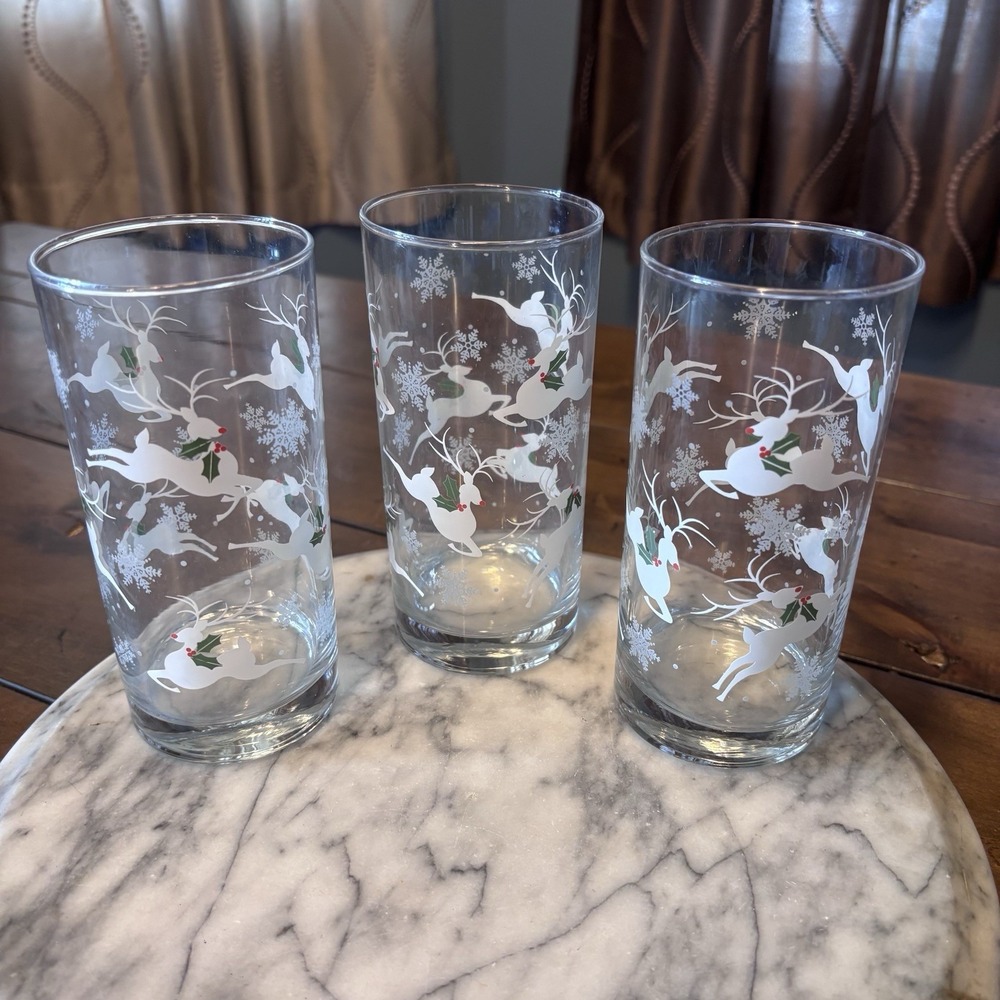 3pc VTG Crisa Flying Reindeer with Snowflakes Drinking Glasses